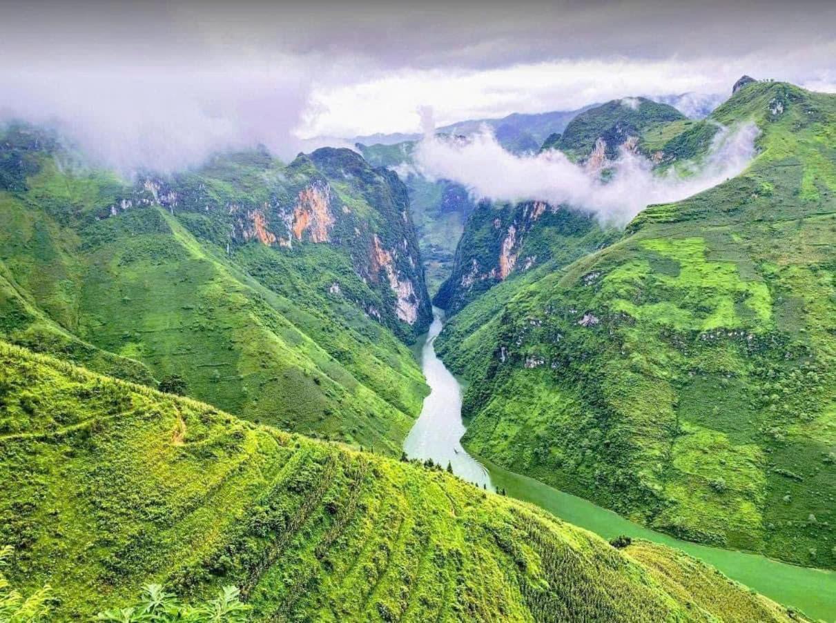 Thuy Anh Hotel Ha Giang Exterior foto