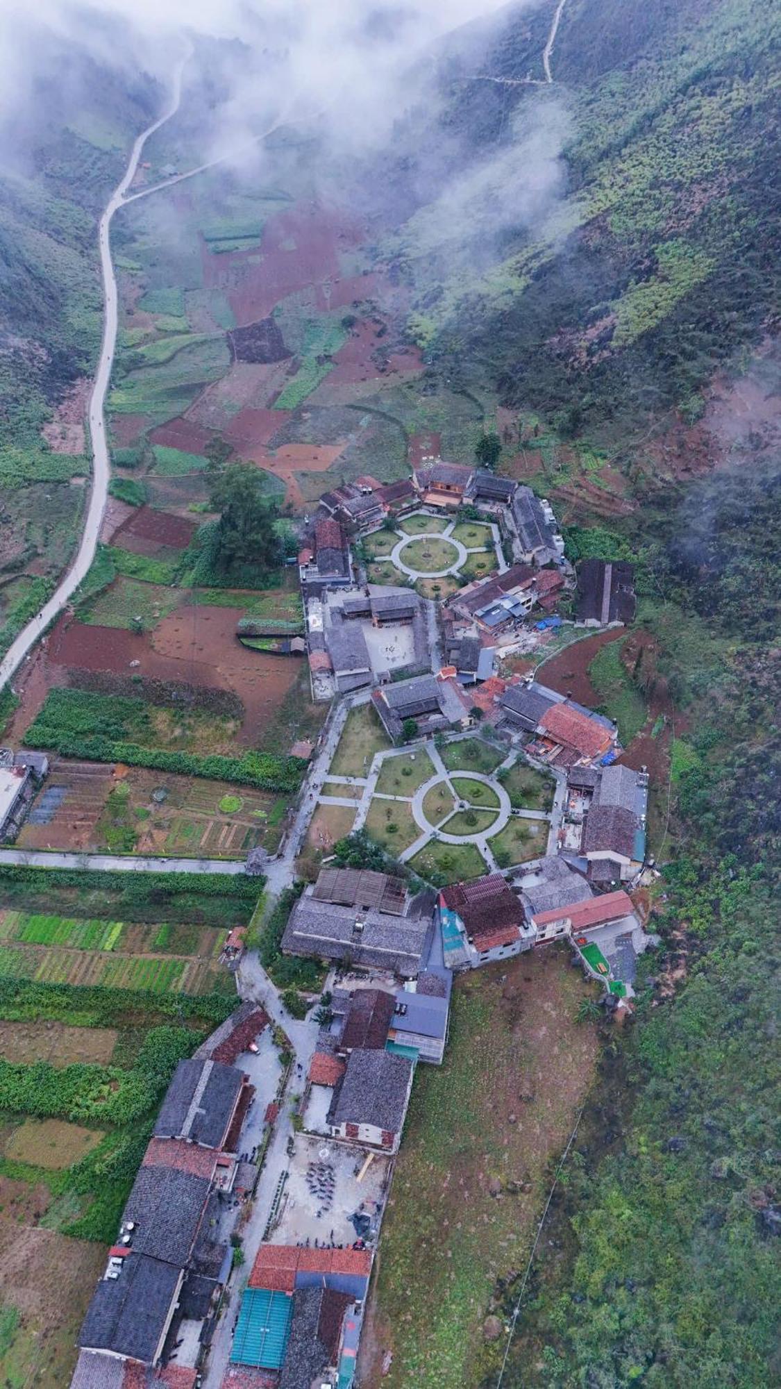 Thuy Anh Hotel Ha Giang Exterior foto